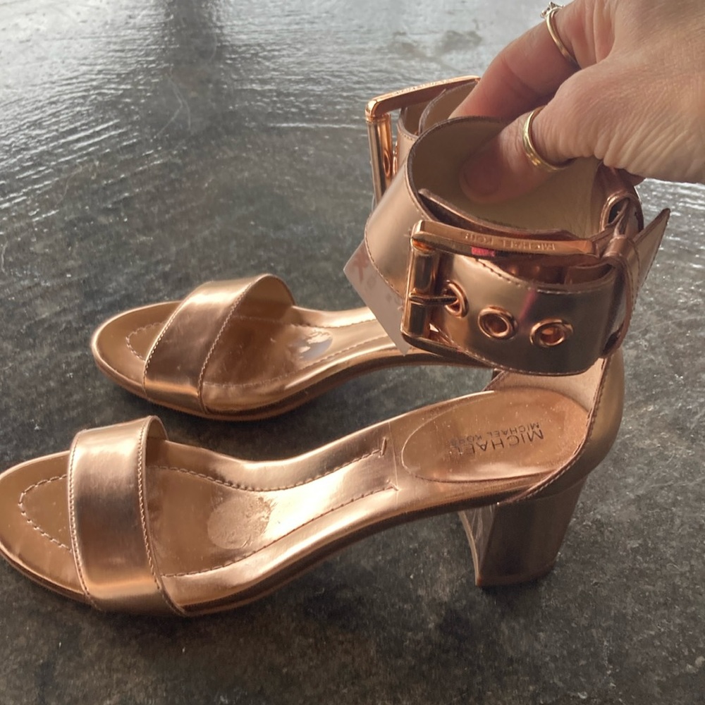 Micheal Michael Kors rose gold shoes